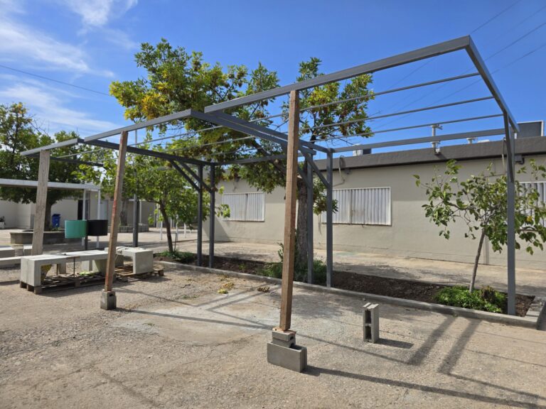 Avanza la obra del nuevo patio del Instituto de Nivel Medio La Francia