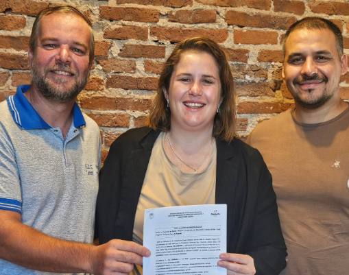 Santa Clara de Saguier impulsa el empleo: Firman convenio para formación profesional