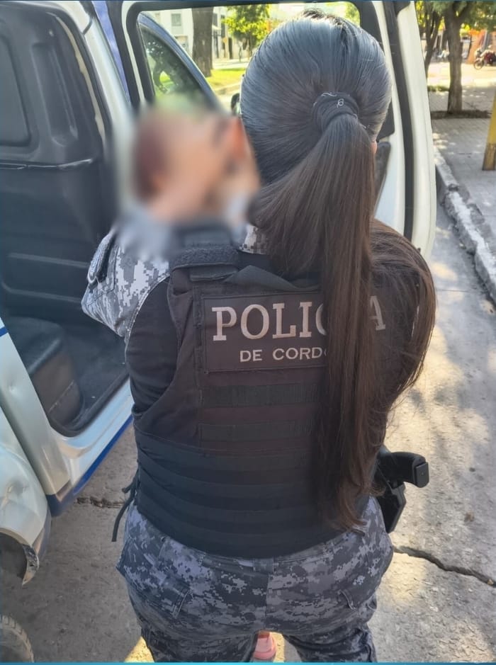 Mujer detenida y recuperación de moto con pedido de secuestro
