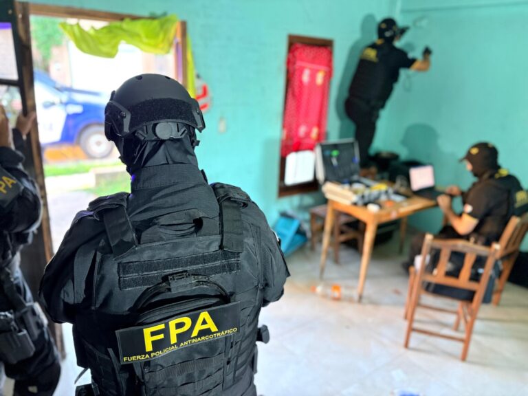 Detenidos en operativos antidrogas en San Francisco y Josefina