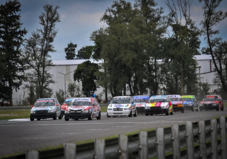 Con presencia regional, el Car Show inició su temporada en San Jorge