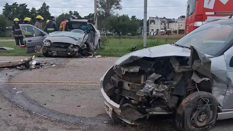 Un muerto tras un choque frontal en el acceso a Montecristo
