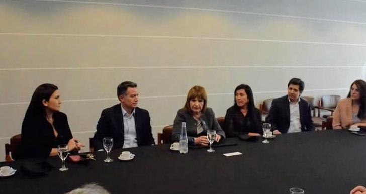 Roffé participó en las actividades de Bullrich en Córdoba