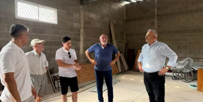 Calvo recorrió el barrio Villani en Frontera: “Es un punto de encuentro para la comunidad”