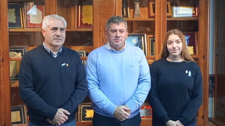 Rumbo a los 90 años: Bomberos lanzó un concurso para diseñar su isologo