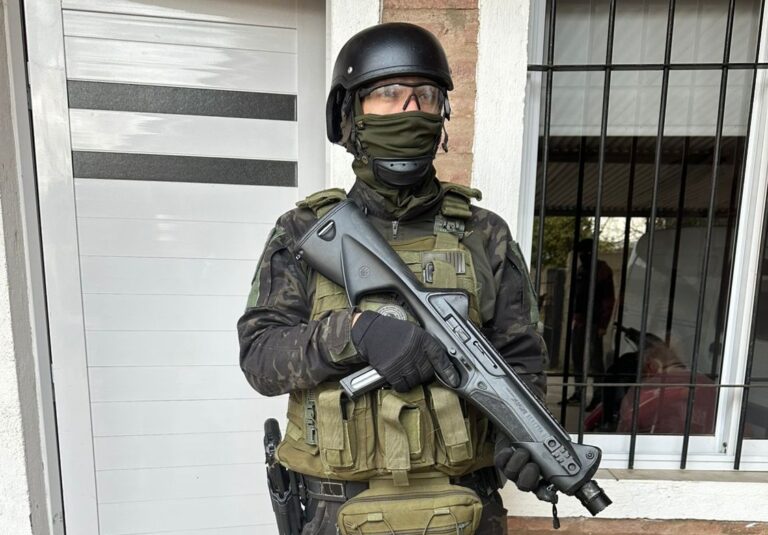 Arroyito: dos detenidos y FPA secuestró cocaína y un arma de fuego