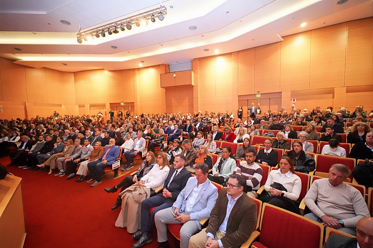Asistentes acto de asuncion CPI Web