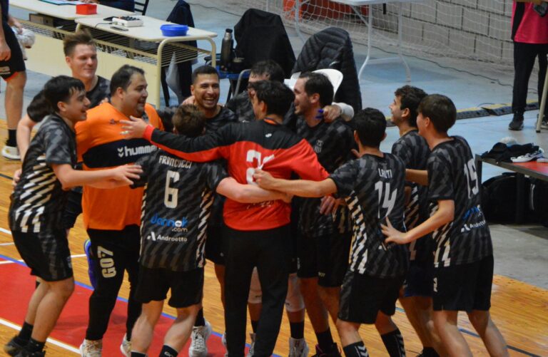 Tiro y Gimnasia volvió a festejar: campeón invicto de la Liga Amateur de Handball