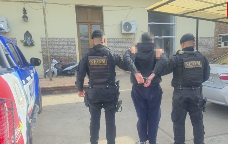 Detuvieron a un hombre por resistencia a la autoridad tras provocar disturbios en la vía pública