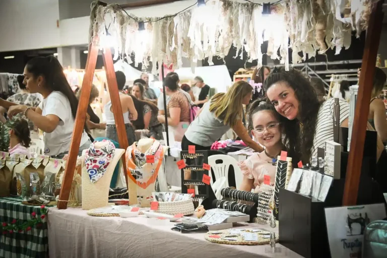 La Feria de Mujeres Emprendedoras Especial Mes de la Amistad tendrá una destacada grilla de artistas locales