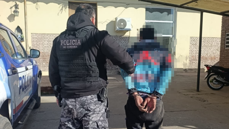 Detuvieron a un hombre tras robar en una vivienda de barrio El Prado