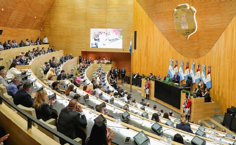 Tras la detención de un asesor de la Legislatura, exigen actualizar el registro de antecedentes