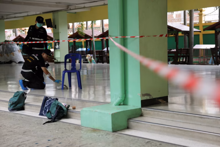 Masacre escolar en Tailandia: un estudiante de 14 años mató al menos a siete personas y dejó 15 heridos