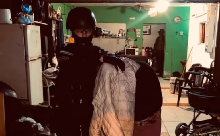 Cayó una mujer que vendía drogas desde su casa en un barrio de Córdoba