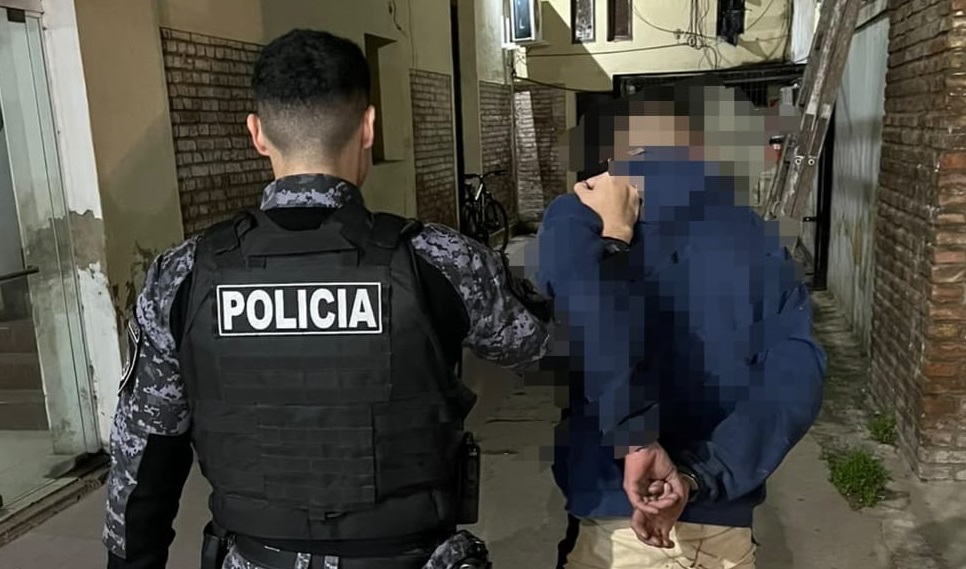 Policia