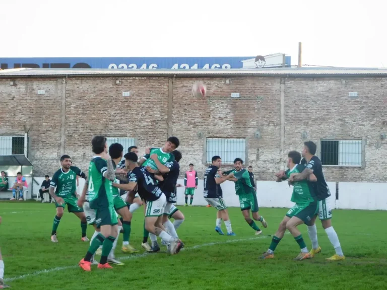 Sportivo sumó un punto en Chivilcoy, pero terminó con diez sobre el final