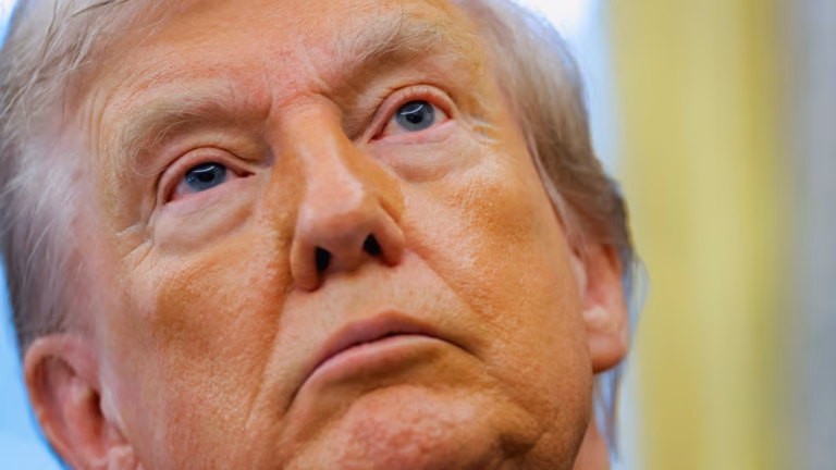 Trump ordenó a la NASA buscar opciones comerciales para enviar humanos a Marte