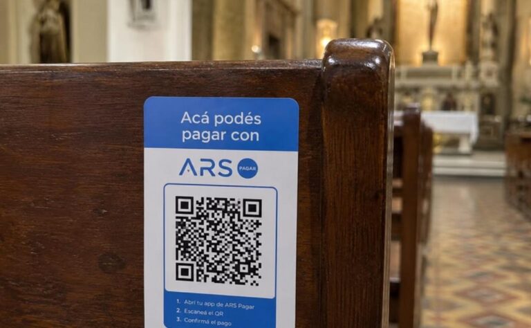 Córdoba: cada vez más iglesias aceptan el QR para las limosnas