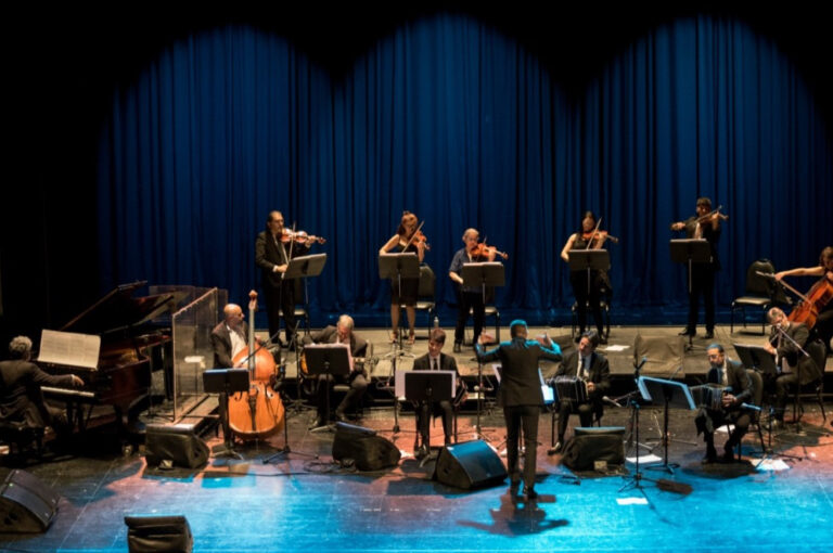 La Orquesta Provincial de Música Ciudadana llega al Superdomo con “Tangos de barrio y de campo”
