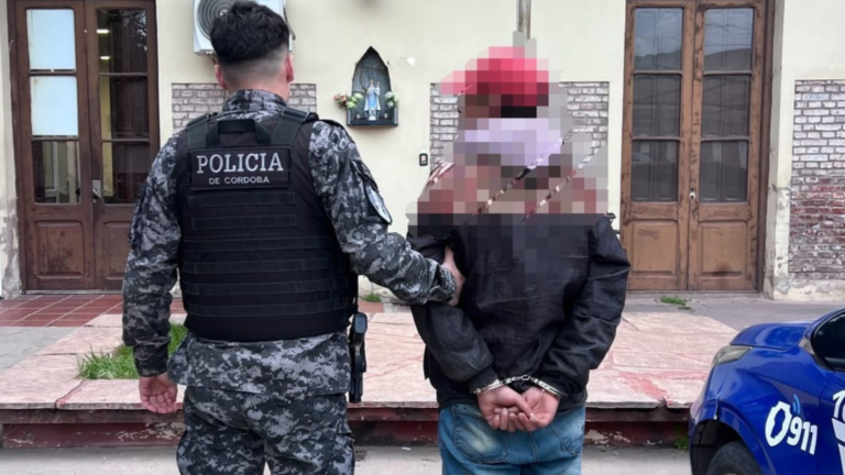 Amenazaba a una mujer con un cuchillo en barrio Hospital y fue detenido