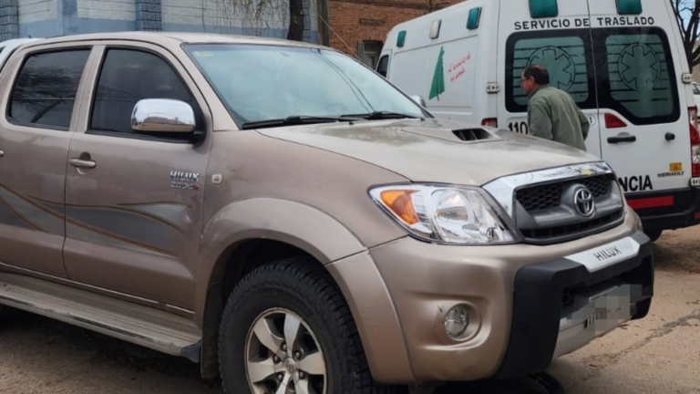 Sacanta: menor de edad chocó contra una camioneta