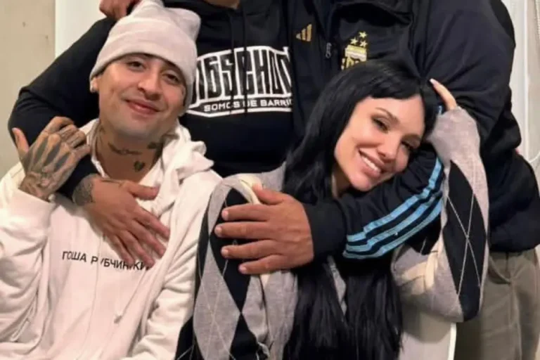 La Joaqui y Tiago PZK compartieron una cena con la familia de El Noba y confirmaron su romance