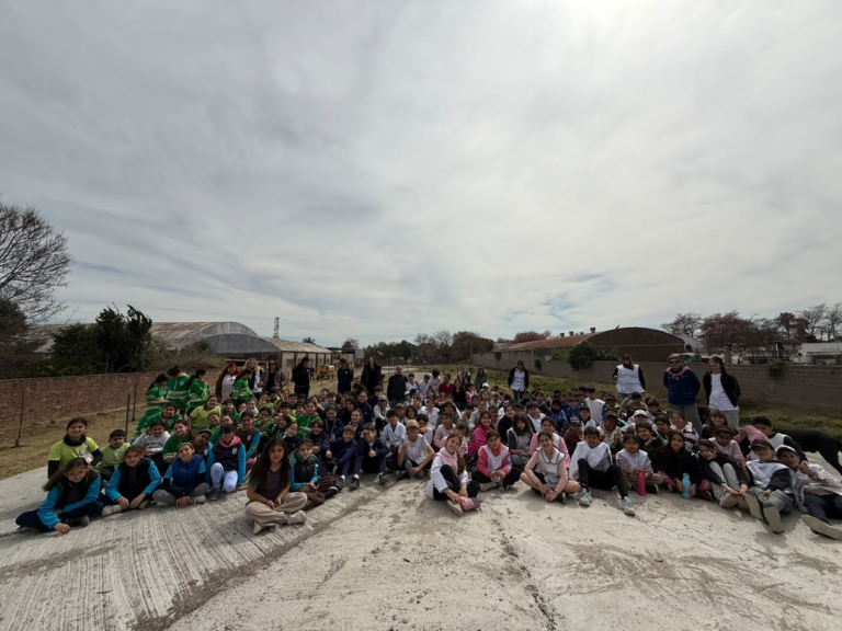 Morteros: estudiantes le dan vida al nuevo Parque Botánico con la siembra de árboles nativos