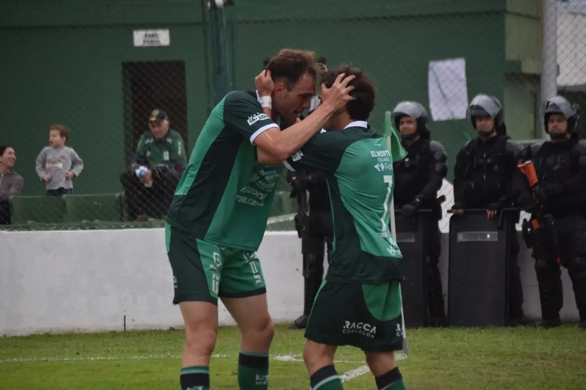 FÚTBOL PROFESIONAL • Las mejores imágenes del empate en nuestra casa ante Sarmiento (LB). El pr