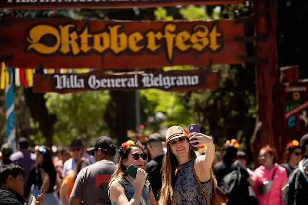 Oktoberfest 2026: todo lo que hay que saber de la gran fiesta cervecera de Villa General Belgrano