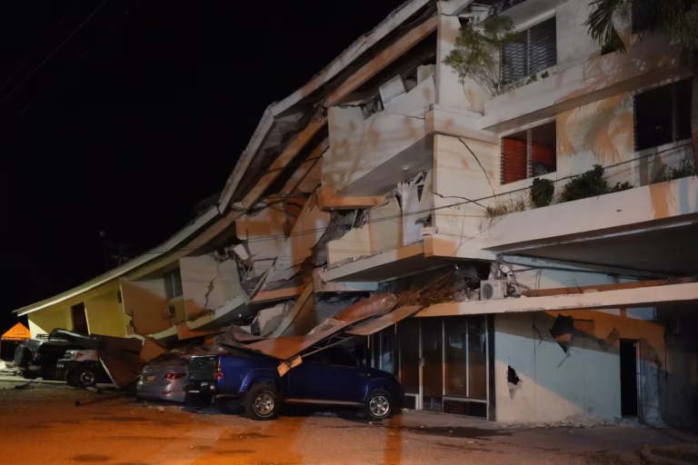 Edificios colapsados y cientos de evacuados: el día después del terremoto en Panamá