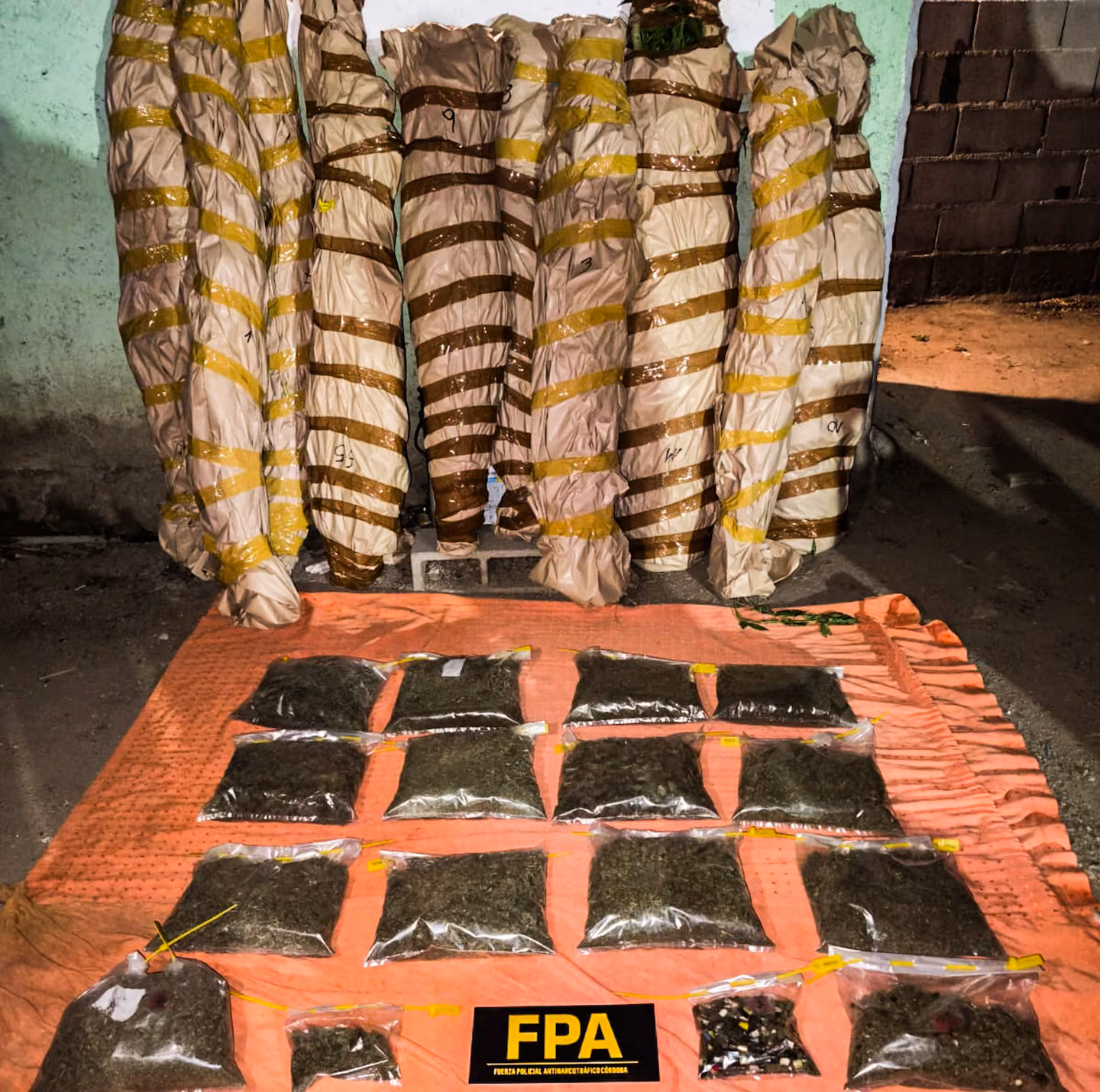 Marihuana y cocaina entre los elementos incautados 3IQG6X34PJDWBMPVQ4LEUFVCDM