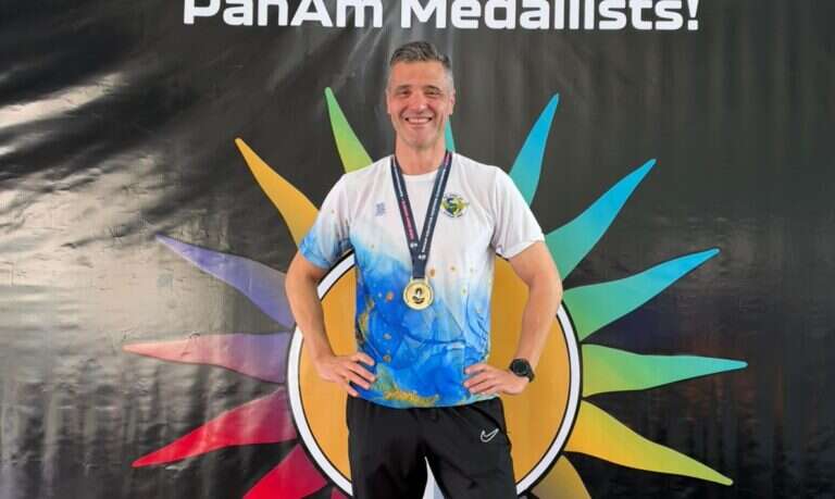 Gustavo Pessot consiguió cuatro podios en el Panamericano Máster de Natación
