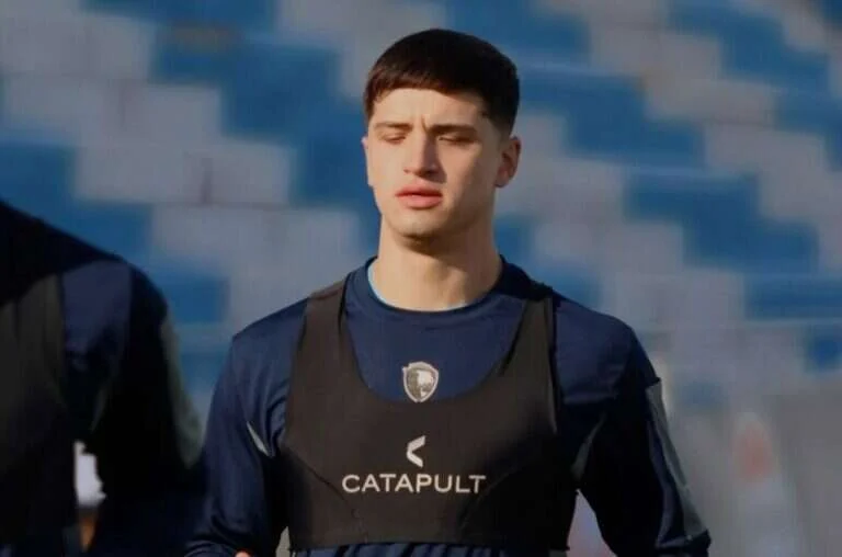 Nahuel Sandrone debutó en Racing de Córdoba tras varios meses de espera