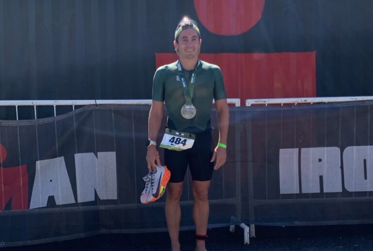 Diógenes Savoré brilló en el Ironman 70.3 de Buenos Aires: ganó su categoría y fue sexto en la general