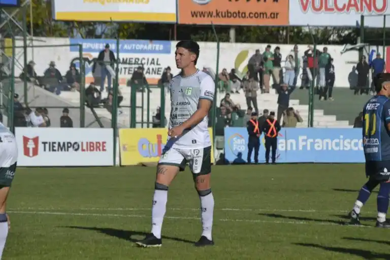 Sportivo Belgrano confirmó las salidas de Jonathan Paiz y Emanuel Mercado